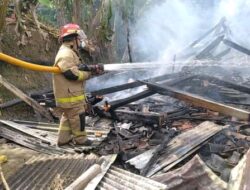 Naas.! Rumah Salah Satu Warga Di Rowokele Kebumen Hangus Terbakar Habis, Penyebabnya  Tak di Sangka ternyata ini…