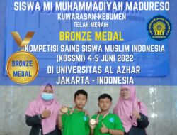 Dua Siswa MI Muhamadiyah Madureso, Raih Juara Kompetisi Sains Siswa Muslim Indonesia ( KOSSMI) di Al Azhar Jakarta.