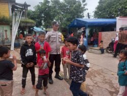 Polisi Sahabat Anak, Bhabinkamtibmas Polsek Bulang Beri Edukasi kepada Anak Anak Sejak Dini.