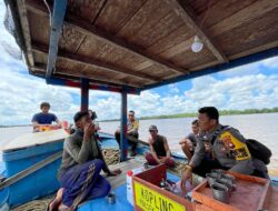 Jumat Curhat Kapolsek Jongkat Bersama Warga Dilaksanakan di Kapal Nelayan