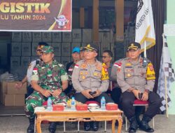 Bersinergi Dandim dan Kapolres beserta Porkompinda Kabupaten Sambas Hadiri Pendistribusian Logistik Pemilu 2024 di Gedung KPU