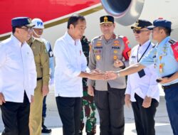 Danlanud Had Menyambut Presiden Republik Indonesia Di Bandar Udara Singkawang