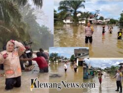 Gerak Cepat Kapolres Landak di Dampingi Kapolsek Air Besar Cek Ratusan Rumah yang Terdampak Banjir Bandang