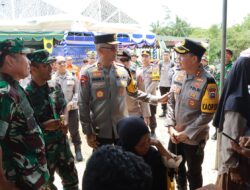 Kapolres Gresik Dampingi Kapolda Jatim ke daerah Terdampak Bencana Alam Dan Baksos Gempa Bumi di Pulau Bawean