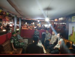 Wakapolres Singkawang Kompol Tri Prasetyo, S.I.K., M.H. Lakukan Supervisi di Pos Pengamanan Lebaran