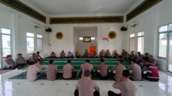 Polres Landak Ikuti Kegiatan Binrohtal Di Masjid Nurul Aman