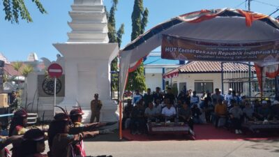 Pemkab Sampang Gelar Lomba Gerak Jalan Dalam Rangka HUT RI ke-79