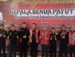 Bupati Bengkayang Menghadiri Pengukuhan Kepala Banua Payutn