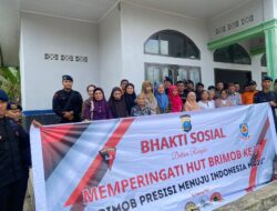 Kompi 4 Yon C Brimobda Sumut dan Tim RENTAN BakSos di Mesjid An-Nur, Botomuzoi